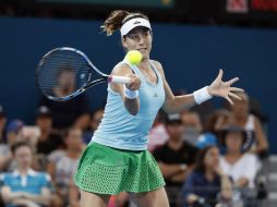 ''Fue una batalla'', indicó la española de 23 años. Stosur ''jugó muy bien hoy. Realizó servicios brutales''. EFE / D. Hunt