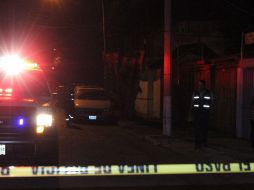 La mujer, de unos 45 años, fallece por disparo de arma de fuego en el tórax. ESPECIAL /