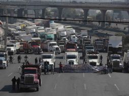 Varias carreteras han sido afectadas por bloqueos contra el gasolinazo. AFP / A. Acosta