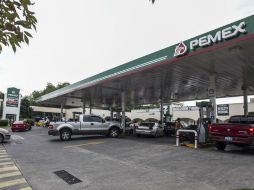 En Jalisco hay una gasolinera por cada 9 mil 315 personas. El parque vehicular es de 2 millones 901 mil 617 coches. EL INFORMADOR / ARCHIVO