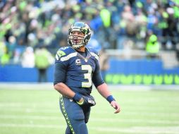Obligado. Russell Wilson busca llevar de nuevo a su equipo a un Super Bowl. AFP /