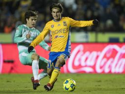Acción del partido entre Tigres y Santos en el estadio Universitario. MEXSPORT / J. Martínez