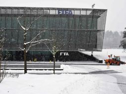 La  reforma a la FIFA permitirá el pase a 48 equipos nacionales para competir en el torneo de futbol internacional. AFP / M. Buholzer