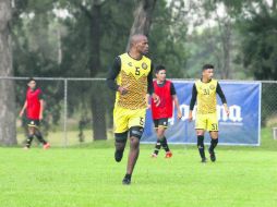 Ribair Rodríguez (#5) durante un entrenamiento de los Leones Negros. EL INFORMADOR / R. Tamayo