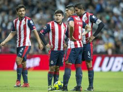 Las Chivas terminaron el partido con nueve jugadores. MEXSPORT / J. Díaz