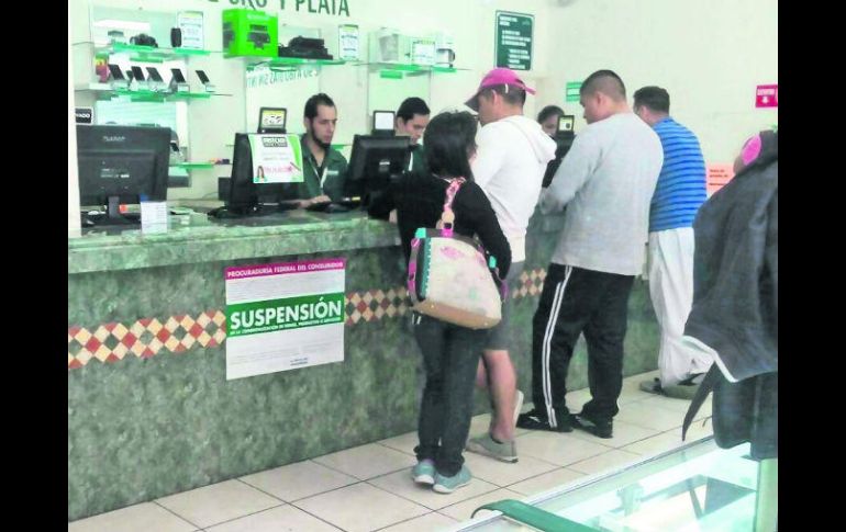 La Profeco encontró que algunos negocios manejaban información que induce al error o confusión. ESPECIAL /