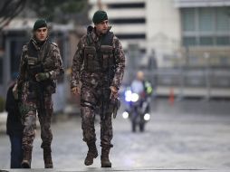 La investigación del atentado de Estambul continúa abierta, y las redadas no se suspenderán. AP / L. Pitarakis