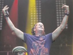 Carlos Vives. El intérprete, listo para reencontrarse con sus seguidores tapatíos el próximo 4 de febrero. NTX / ARCHIVO