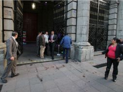 Luego de haber sido agredido con jitomates el priista reprobó los hechos en su cuenta de Twitter. SUN / ARCHIVO