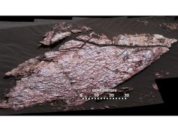 Las grietas que se forman en la superficie en general se llenan con polvo o arena transportada por el viento. TWITTER / @MarsCuriosity