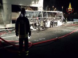 El autobús regresaba a Budapest cuando se produjo el choque. AFP / Vigili del Fuoco