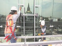 El edificio fue construido en 1982 y parte de su estructura no se apegaba a las normas actuales de construcción y protección civil. EL INFORMADOR / R. Tamayo