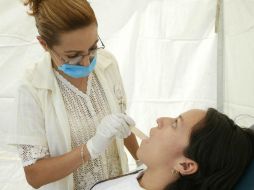 Debido a que no acuden al dentista, la mayoría de los adultos jóvenes en México llegan a perder piezas dentales. EL INFORMADOR / ARCHIVO