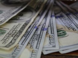 El dólar cerró hasta en 21.66 pesos, 18 centavos menos respecto a la jornada previa, y se adquirió en un mínimo de 20.15 pesos. EL INFORMADOR / ARCHIVO