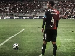 El ‘Káiser’ publicó en su cuenta de Twitter un video de cuando jugaba con el Barcelona y anotaba un gol sobre un ´muro´ de jugadores. TWITTER / @RafaMarquezMX