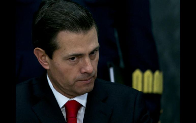 Las reacciones se dieron luego de que Peña Nieto suspendiera su viaje a Washington. AP / ARCHIVO