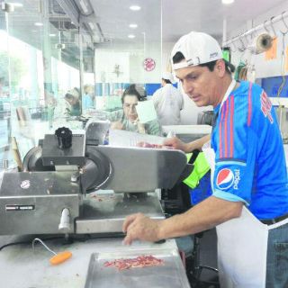 Carnicerías alistan medidas ante la clausura del rastro