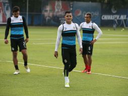 Alanís (I), Sánchez (C) y 'Aris', disponibles para el compromiso ante los Gallos Blancos. EL INFORMADOR / ARCHIVO