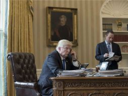 Los líderes Putin y Trump,  sostuvieron conversaciones por vía telefónica, con el fin de unir fuerzas contra el terrorismo. EFE / M. Reynolds