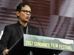 'Hagamos que se escuchen nuestras voces', dice Contreras en su discurso de agradecimiento. EFE / G. Frey