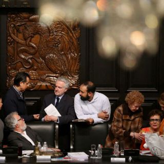 Aprueban revocación de mandato en Constitución capitalina