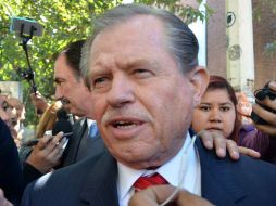 En forma puntual, Medina Ainslie llegó a las 12:30 horas a las instalaciones de la fiscalía especializada. SUN / E. Vásquez