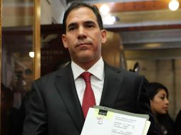 El presidente de la Mesa Directiva del Senado, Pablo Escudero, al presentar la controversia constitucional. SUN / L. Godínez