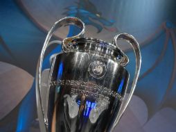 Además de estas dos ciudades, otras que buscan el evento Glasgow, Estambul, Sevilla, Frankfurt, Stuttgart y Tiblisi. TWITTER / @UEFA