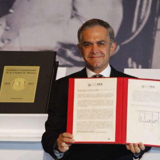 Promulgan primera Constitución de la Ciudad de México