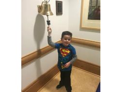 La madre de Jimmy ha registrado la historia del pequeño en una página de Facebook llamada 'I'm praying for Jimmy Spagnolo'. FACEBOOK / prayingforjimmers