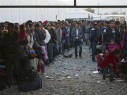 El plan legalmente vinculante para compartir a los refugiados entre 27 países expira en septiembre. EFE / ARCHIVO