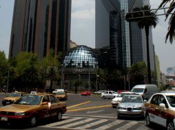 En el mercado de renta variable se opera un volumen de 2.7 millones de títulos por importe económico de 197 MDP. NTX / ARCHIVO