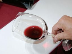 El vino tiene propiedades digestivas y consumirlo con moderación puede ayudar a prevenir varios tipos de cáncer. SUN / ARCHIVO
