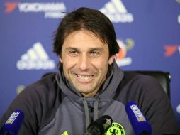 El entrenador Antonio Conte ve compromiso y actitud en el hispano brasileño. TWITTER / @ChelseaFC