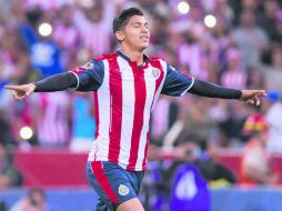 En la cancha del Estadio Jalisco, el Guadalajara fue más que el Atlas, gracias a las anotaciones de Zaldívar y Pineda. MEXSPORT / C. de Marchena