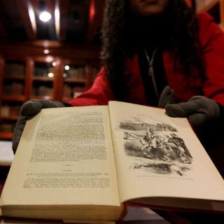 Museo poblano de Arte Religioso exhibe libro escrito parcialmente por Cervantes