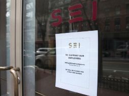 'Señor presidente, sin nosotros y sin nuestro apoyo, este país se paraliza'; la consigna ha motivado el cierre de unos 70 negocios. EFE / M. Reynolds