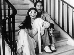 Emmanuelle Khanh (de lentes) transformó la moda femenina. ESPECIAL /