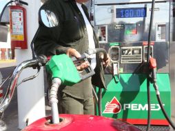 Es la segunda ocasión en el año en que se decide no elevar los precios de los combustibles. EL INFORMADOR / ARCHIVO