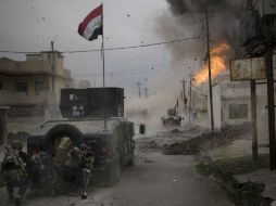 Soldados comenzaron hoy la ofensiva para liberar los barrios occidentales de la urbe. AP / F. Dana