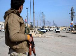 Las fuerzas turcas han bombardeado con artillería, misiles y aviones de guerra la ciudad y alrededores de Al Bab. AFP / N. A. Khatib