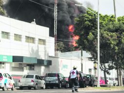 Daños. Para autoridades, el incendio en Dr. R. Michel pudo contenerse antes, pero el equipo no estaba en buenas condiciones. EL INFORMADOR / F. Atilano