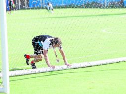 Almeyda admitió que de haber tenido 'punch', o una mejor elección al momento de definir, hubiera terminado como líder. MEXSPORT /