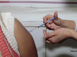 Durante el 2015, en México se aplicaron tres millones 703 mil 543 dosis de vacunas Antihepatitis 'B'. NTX / ARCHIVO