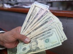 La moneda de origen estadounidense obtuvo una variación al alza de 20 centavos en comparación del cierre anterior. NTX / ARCHIVO