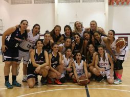 Uno de los dos elegantes uniformes es el azul marino el cual será utilizado en su calidad de visitante. TWITTER / @TapatiasJ