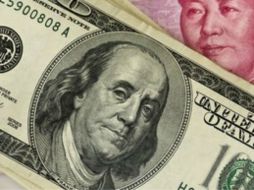 Banco Base estima que para este martes el tipo de cambio cotice entre 19.35 y 19.55 pesos por dólar. EFE / ARCHIVO