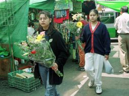 No es para regalar flores. Este día está pensado para generar conciencia sobre los pendientes en materia de equidad de género. NTX / ARCHIVO
