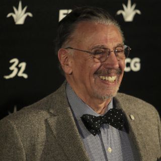 Alfonso Arau asegura que Debra Messing le debe su carrera