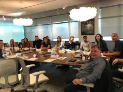 La foto fue publicada en Twitter por la productora Lauren Shuler Donner, quien anotó en su tuit el nombre para el futuro programa. TWITTER / @ShuDonner